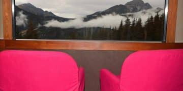 Smart Entertainment: Your Guide to the Ultimate US Home Theater - Cover Image