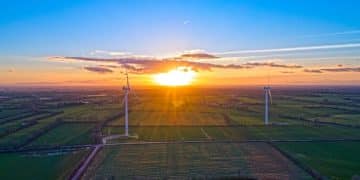 Critical Analysis: US Energy Policy & Renewable Goals - Expert Insights - Cover Image